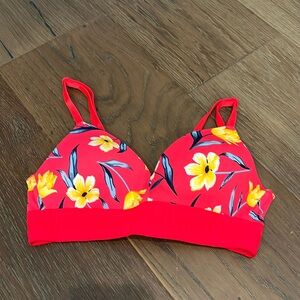 NWOT Victoria’s Secret PINK Wear Everywhere Push-Up Floral Wireless Bra size 32A